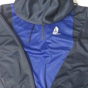Buzo Deportivo con gorro Liceo Benjamín Vicuña Mackenna